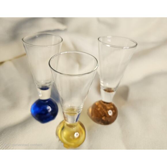 Set Of Three Bubble Bottomed Shot Glasses Different Colors - Picture 3 of 11